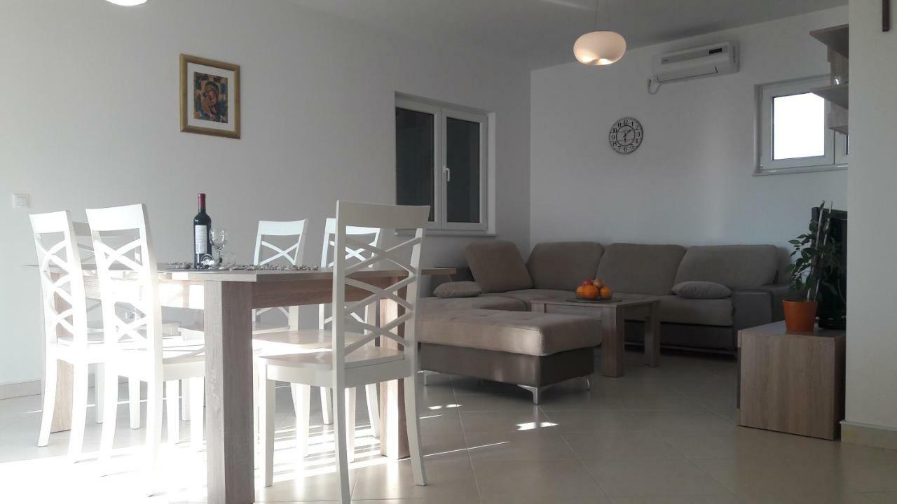 Apartment Anakatarina Трогир Екстериор снимка